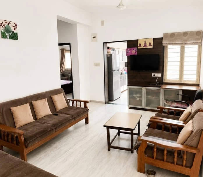 2 BHK Full-Furnished Flat for Sale in Sola